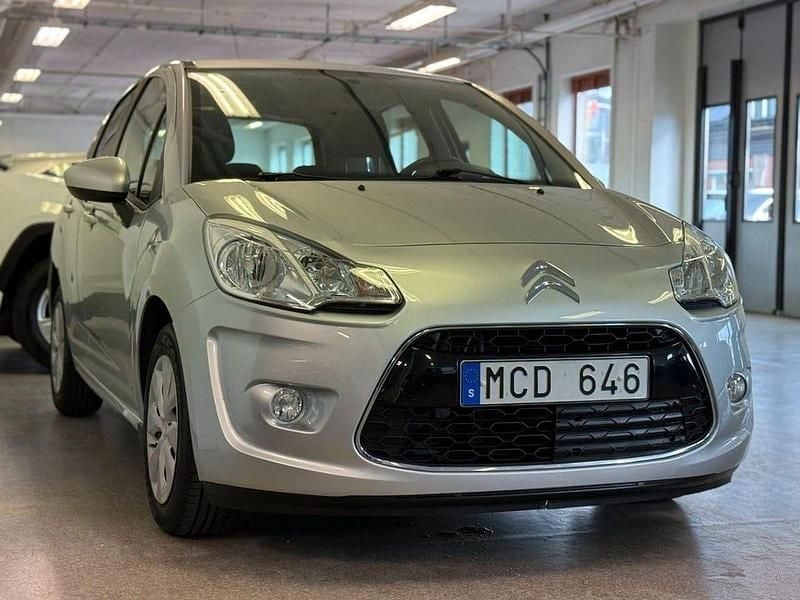 Begagnad Citroën C3 68 HK (50 kW) 2011 Silver Halvkombi