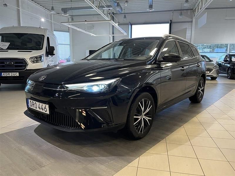 Svart Begagnad 2022 MG MG5 EV Luxury Kombi | 209 900 kr - Bild 1/4