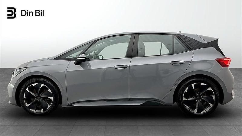 Begagnad Cupra Born e-Boost 169 kW (231 HK) 2023 Vapor grey Halvkombi