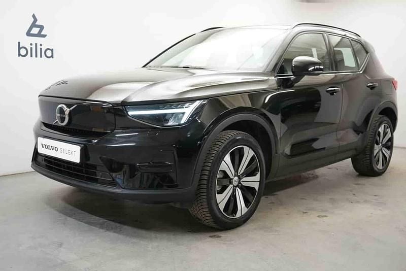 Svart Begagnad 2023 Volvo XC40 Single Motor SUV | 334 900 kr - Bild 1/1