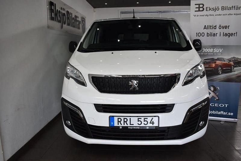 Begagnad Peugeot Traveller 145 HK (106 kW) 2022 Vit Minibuss