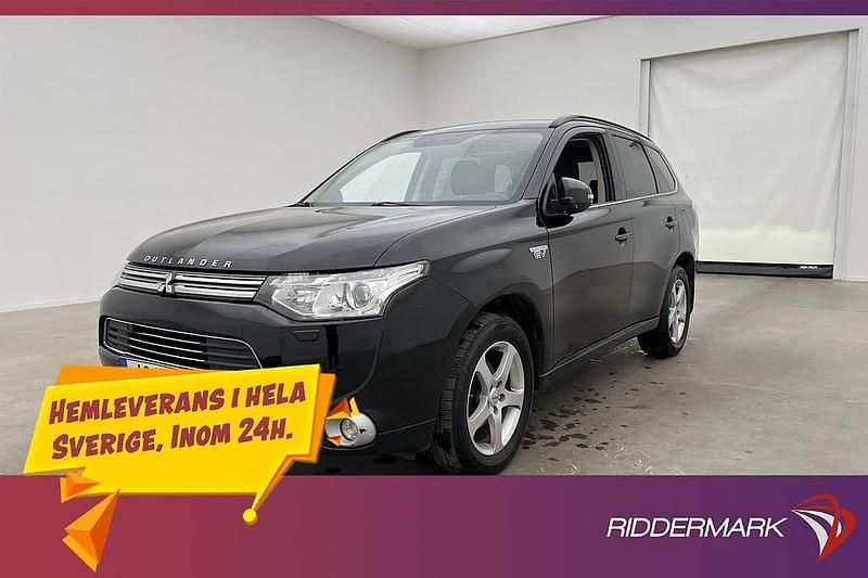 Svart Begagnad 2013 Mitsubishi Outlander P-HEV SUV | 114 800 kr (Dyr) - Bild 1/3