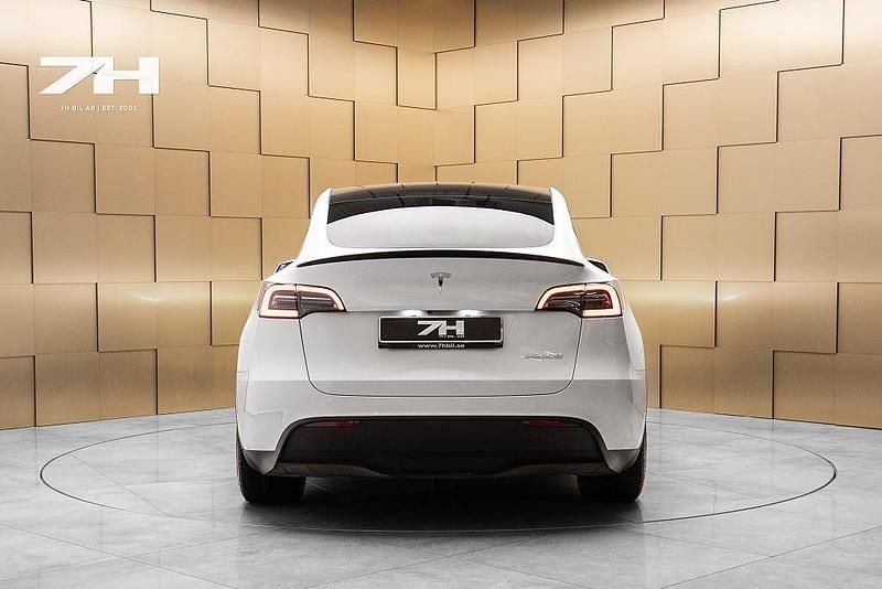 Begagnad Tesla Model Y Performance 392 kW (534 HK) 2022 Vit SUV