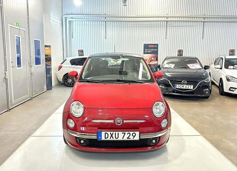 Begagnad Fiat 500 69 HK (50 kW) 2015 Röd