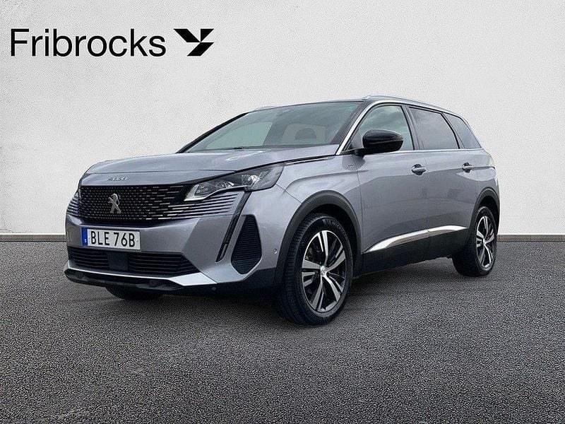 Grå Begagnad 2024 Peugeot 5008 GTi Minibuss | 314 900 kr (Bra pris) - Bild 1/4