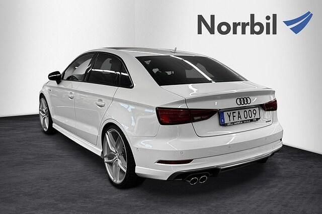 Begagnad Audi A3 S-Line 150 HK (110 kW) 2016 Vit Sedan