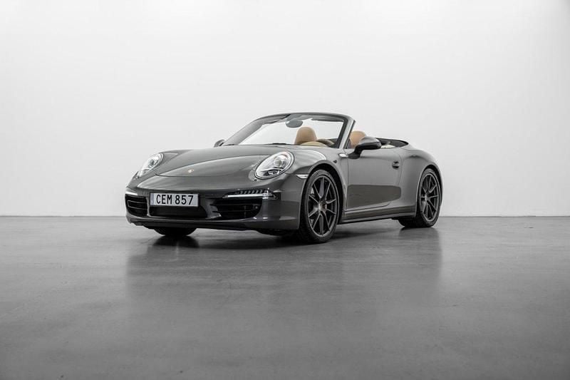 Mörkgrå Begagnad 2014 Porsche 911 Carrera 4S Cabriolet Sport Cab | 1 139 000 kr - Bild 1/4