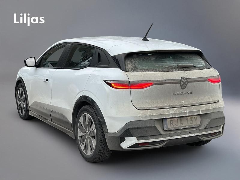 Begagnad Renault Mégane IV Equilibre 97 kW (132 HK) 2022 Vit Halvkombi