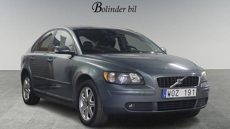 Begagnad Volvo S40 Kinetic 170 HK (125 kW) 2005 Grön Sedan