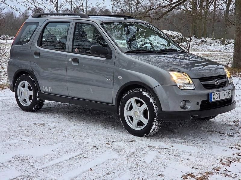 Silver Begagnad 2006 Suzuki Ignis | 49 800 kr - Bild 1/4