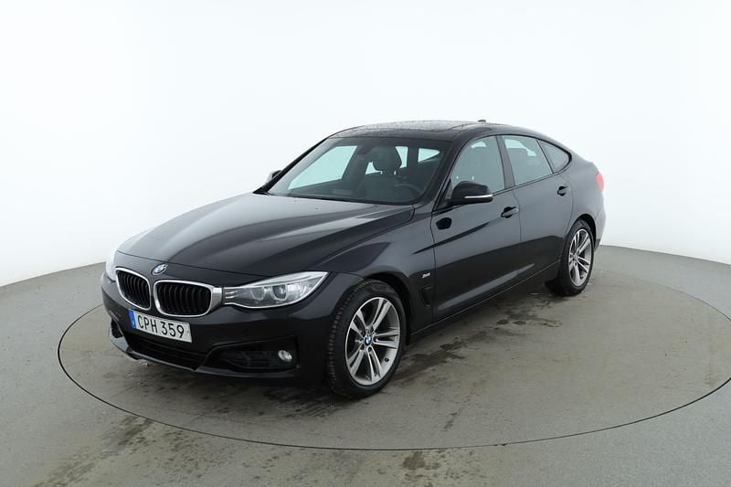 Svart Begagnad 2016 BMW 320 Gran Turismo Sport Line Halvkombi | 178 000 kr (Marknadspris) - Bild 1/4