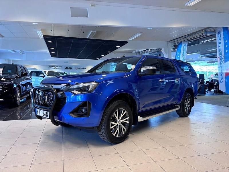 Blåmetallic Begagnad 2024 Isuzu D-Max Pickup | 817 750 kr (Dyr) - Bild 1/4
