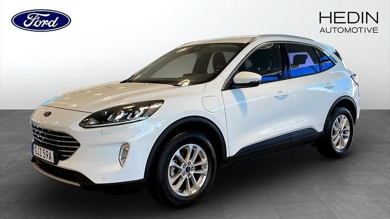 Vit (white) Begagnad 2022 Ford Kuga Titanium SUV | 244 900 kr (Bra pris) - Bild 1/4