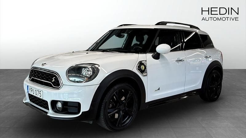 Vit (white) Begagnad 2018 Mini Cooper Countryman SUV | 169 900 kr (Marknadspris) - Bild 1/4