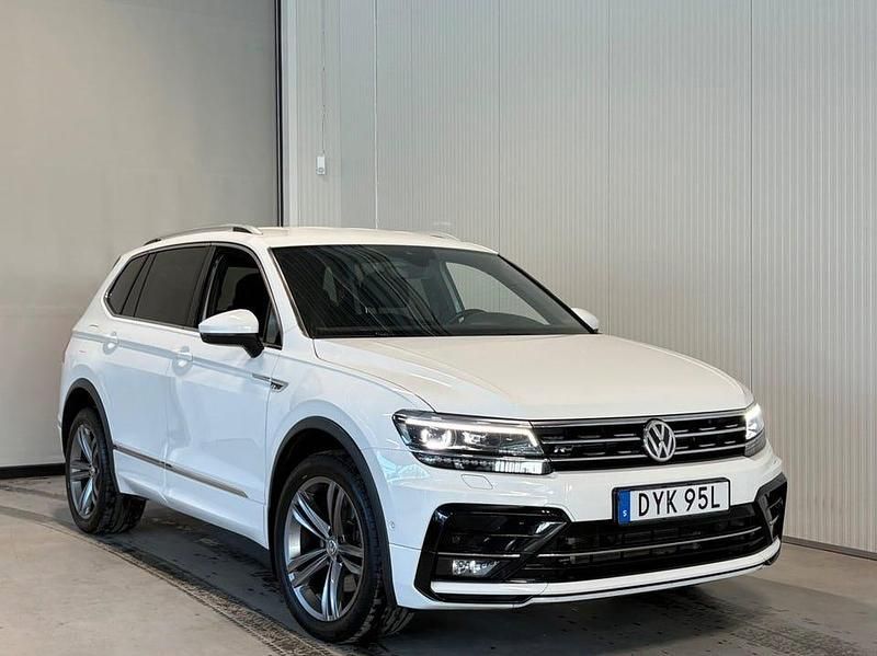 Begagnad VW Tiguan Allspace R-line 190 HK (139 kW) 2019 Vit SUV
