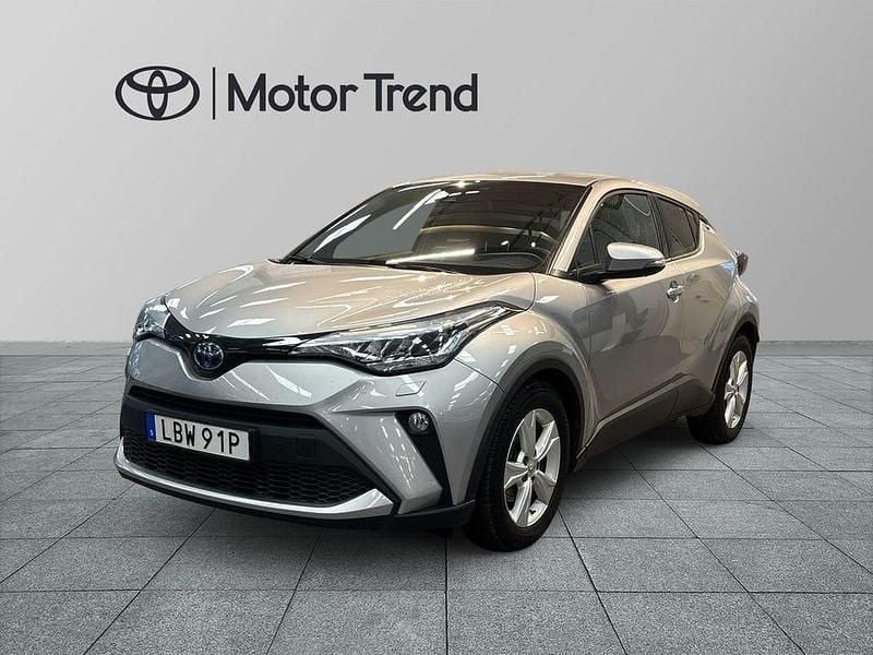 Begagnad Toyota C-HR Edition 186 HK (136 kW) 2023 Silver SUV