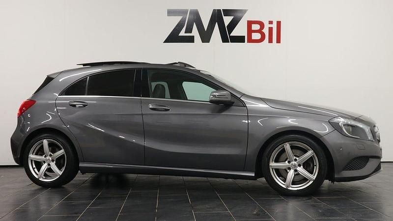 Begagnad Mercedes A250 Urban 211 HK (155 kW) 2012 Mörkgrå Halvkombi