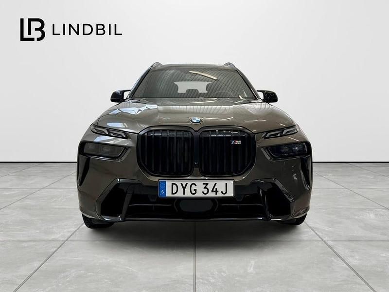 Begagnad BMW X7 Comfort Edition 530 HK (389 kW) 2024 Manhattan metallic SUV