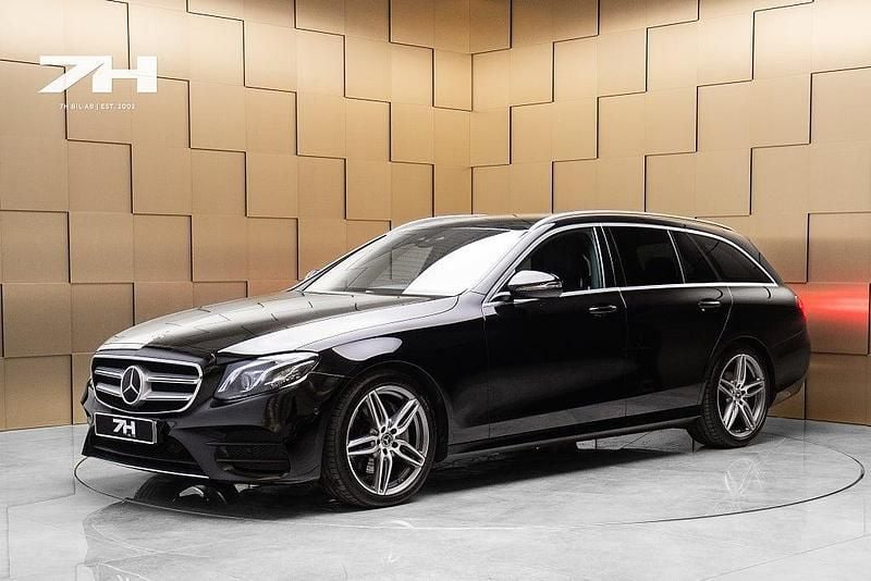 Svart Begagnad 2019 Mercedes E200 AMG line Kombi | 279 900 kr (Marknadspris) - Bild 1/4