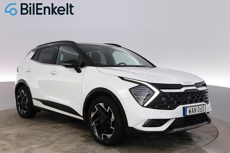 Vit Begagnad 2022 Kia Sportage GT-Line SUV | 348 900 kr (Bra pris) - Bild 1/4