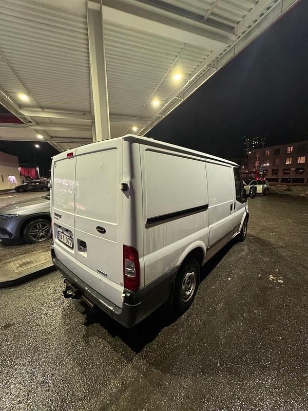 Begagnad Ford Transit 115 HK (84 kW) 2011