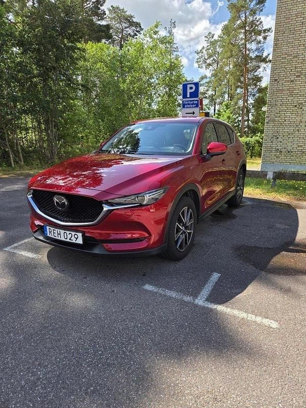 Röd Begagnad 2018 Mazda CX-5 SUV | 270 000 kr (Marknadspris) - Bild 1/4
