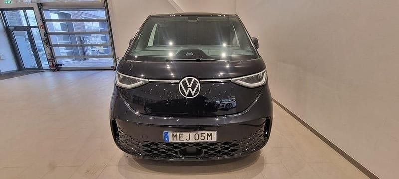 Begagnad VW ID. Buzz 150 kW (204 HK) 2024 Svart Minibuss