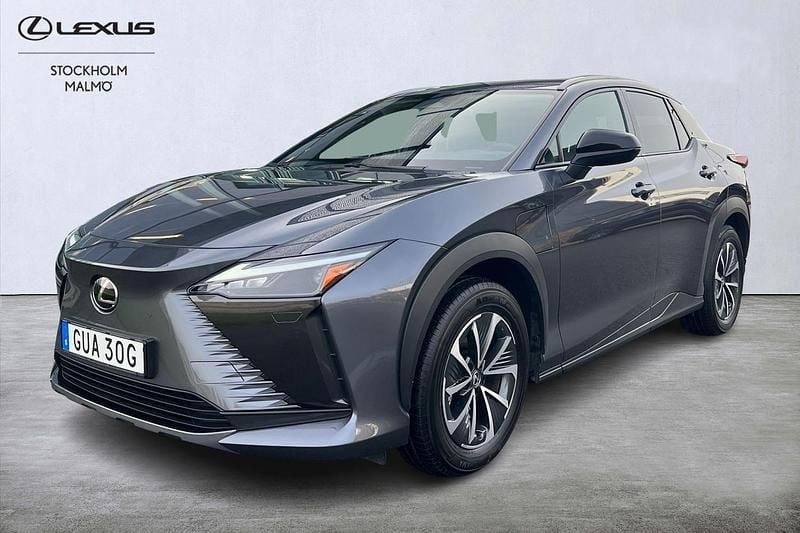 Begagnad Lexus RZ 300e Executive Line 152 kW (207 HK) 2024 Grå SUV