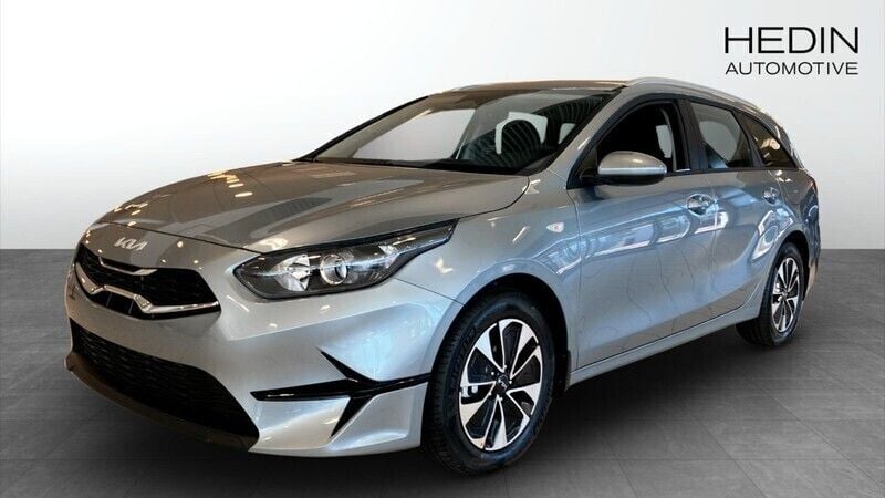 Ny 2025 Kia Ceed Sportswagon Kombi | 253 900 kr (Bra pris) - Bild 1/4