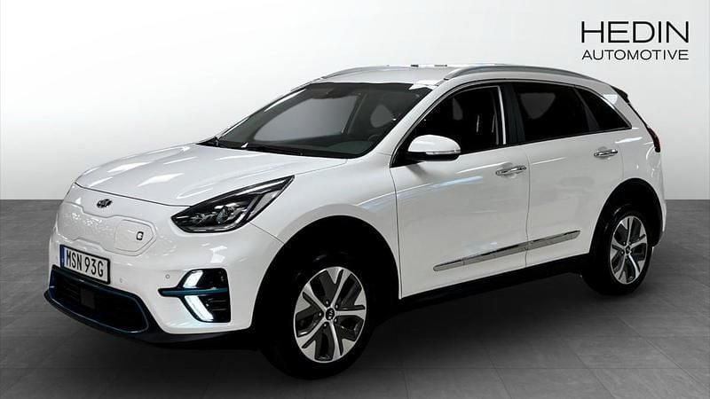 Vit (white) Begagnad 2021 Kia e-Niro Advance SUV | 269 900 kr (Marknadspris) - Bild 1/4