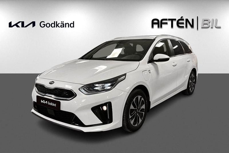 Vit Begagnad 2021 Kia Ceed Sportswagon Advance Kombi | 219 800 kr (Bra pris) - Bild 1/3