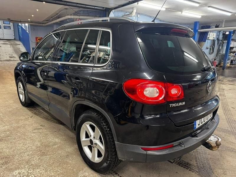 Begagnad VW Tiguan 140 HK (102 kW) 2009 SUV