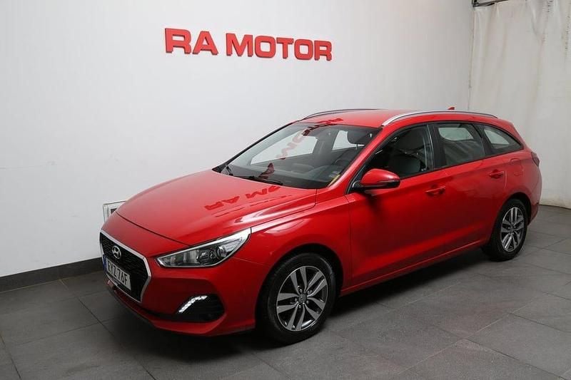 Röd Begagnad 2020 Hyundai i30 Trend Kombi | 169 900 kr (Superpris) - Bild 1/3