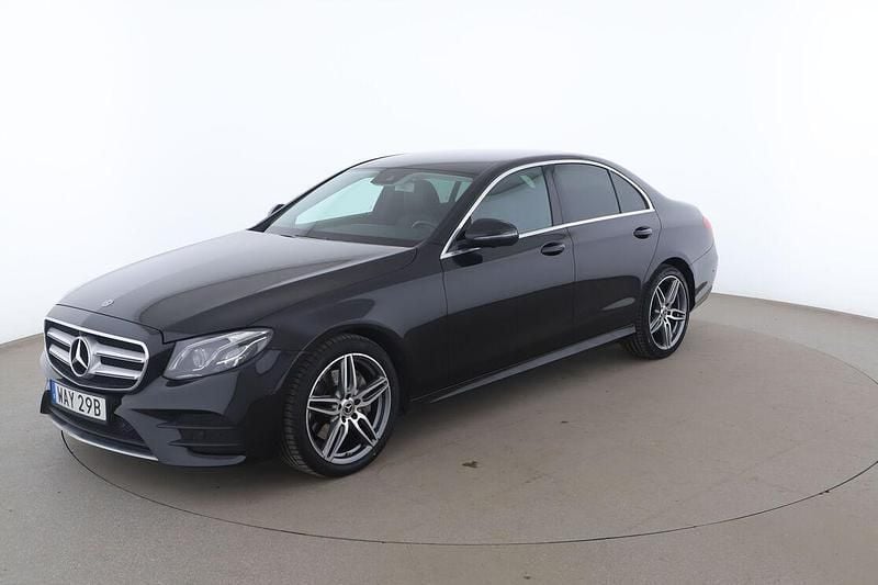 Svart Begagnad 2019 Mercedes E220 AMG Sedan | 356 000 kr (Marknadspris) - Bild 1/3