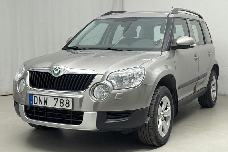 Ljusbrun Begagnad 2012 Skoda Yeti SUV | 40 000 kr - Bild 1/4