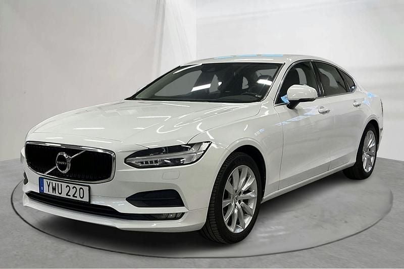 Vit Begagnad 2018 Volvo S90 Momentum Sedan | 150 000 kr (Superpris) - Bild 1/4