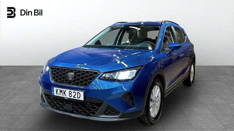 Ljusblå Begagnad 2025 Seat Arona Style SUV | 214 900 kr (Marknadspris) - Bild 1/4