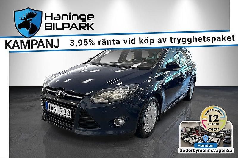 Begagnad Ford Focus 105 HK (77 kW) 2013 Blå Kombi