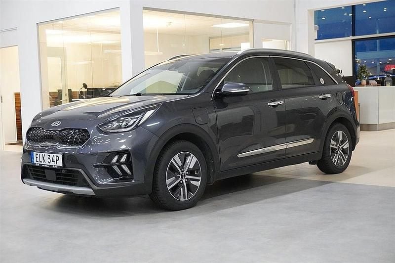 Grå Begagnad 2020 Kia Niro Advance SUV | 218 800 kr (Marknadspris) - Bild 1/4