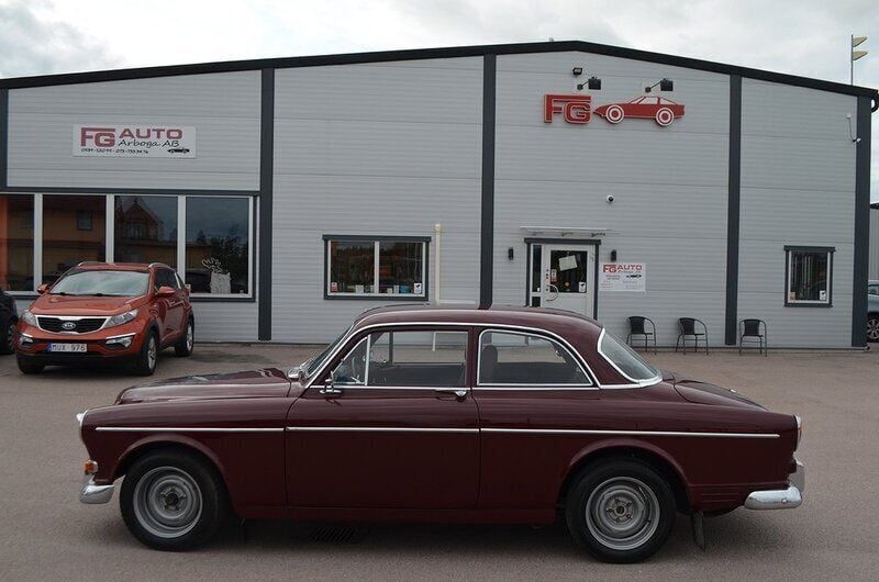 Mörkröd Begagnad 1964 Volvo Amazon Sedan | 79 900 kr - Bild 1/4