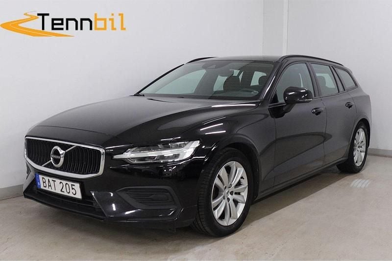 Svart Begagnad 2019 Volvo V60 Momentum Kombi | 218 900 kr (Bra pris) - Bild 1/4