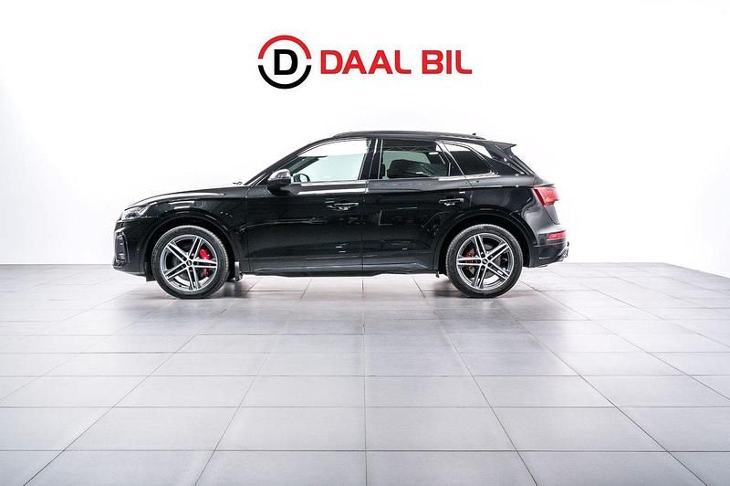Svart Begagnad 2021 Audi SQ5 Comfort SUV | 599 700 kr - Bild 1/4