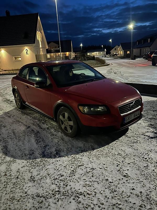 Begagnad 2008 Volvo C30 Halvkombi | 23 999 kr (Dyr) - Bild 1/2