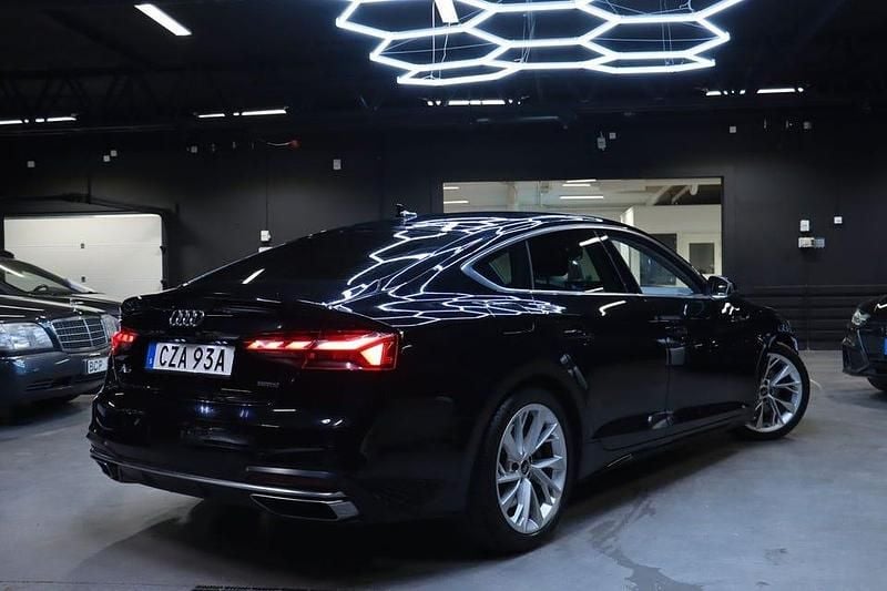 Begagnad Audi A5 Proline 266 HK (195 kW) 2023 Svart Sportkupé