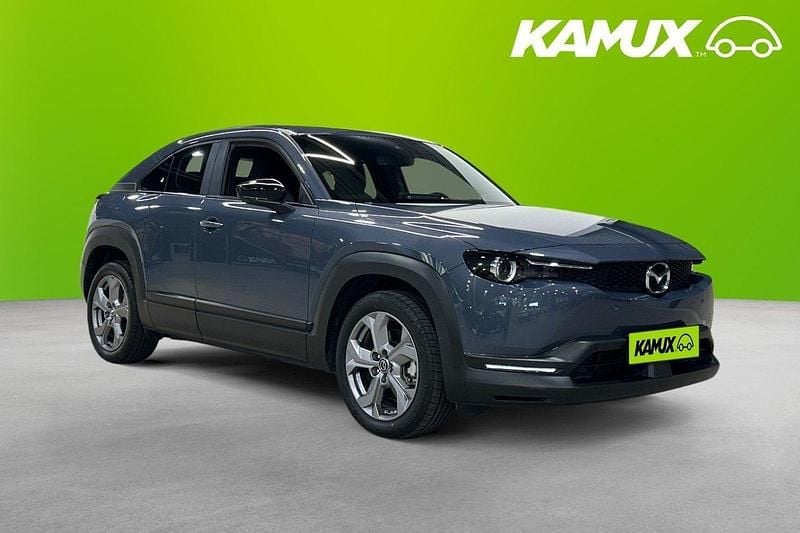 Silver/grå Begagnad 2022 Mazda MX30 SUV | 164 700 kr (Marknadspris) - Bild 1/4