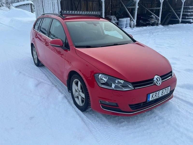 Begagnad VW Golf VII 150 HK (110 kW) 2015 Tornado red