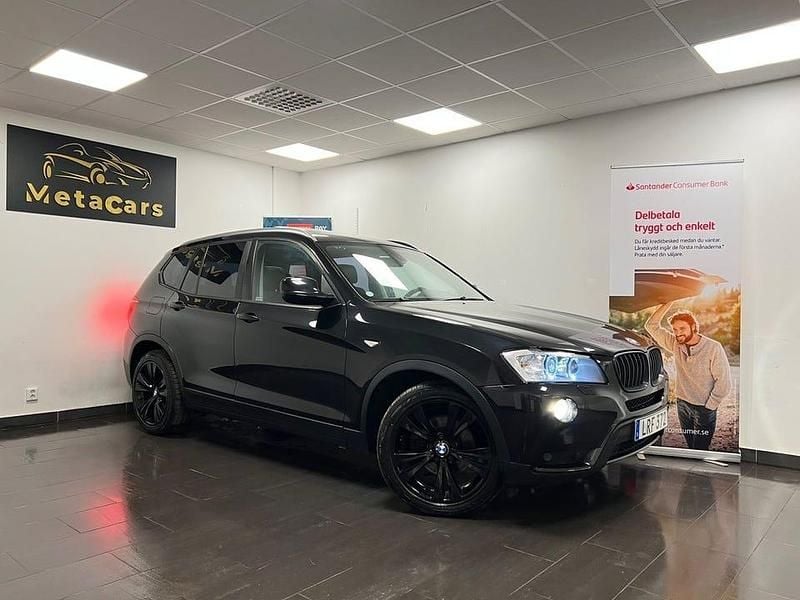 Svart Begagnad 2011 BMW X3 SUV | 119 900 kr (Marknadspris) - Bild 1/4