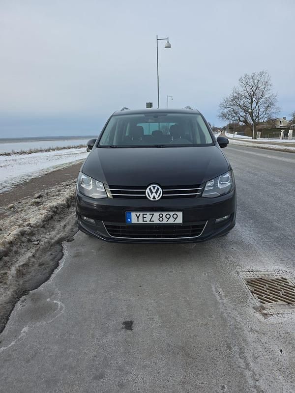 Begagnad VW Sharan 150 HK (110 kW) 2017 Minibuss