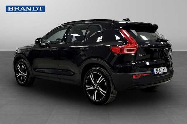 Begagnad Volvo XC40 R-Design 261 HK (191 kW) 2021 Svart SUV