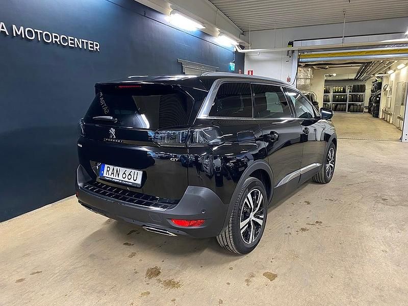 Begagnad Peugeot 5008 GTi 131 HK (96 kW) 2023 Svart Minibuss